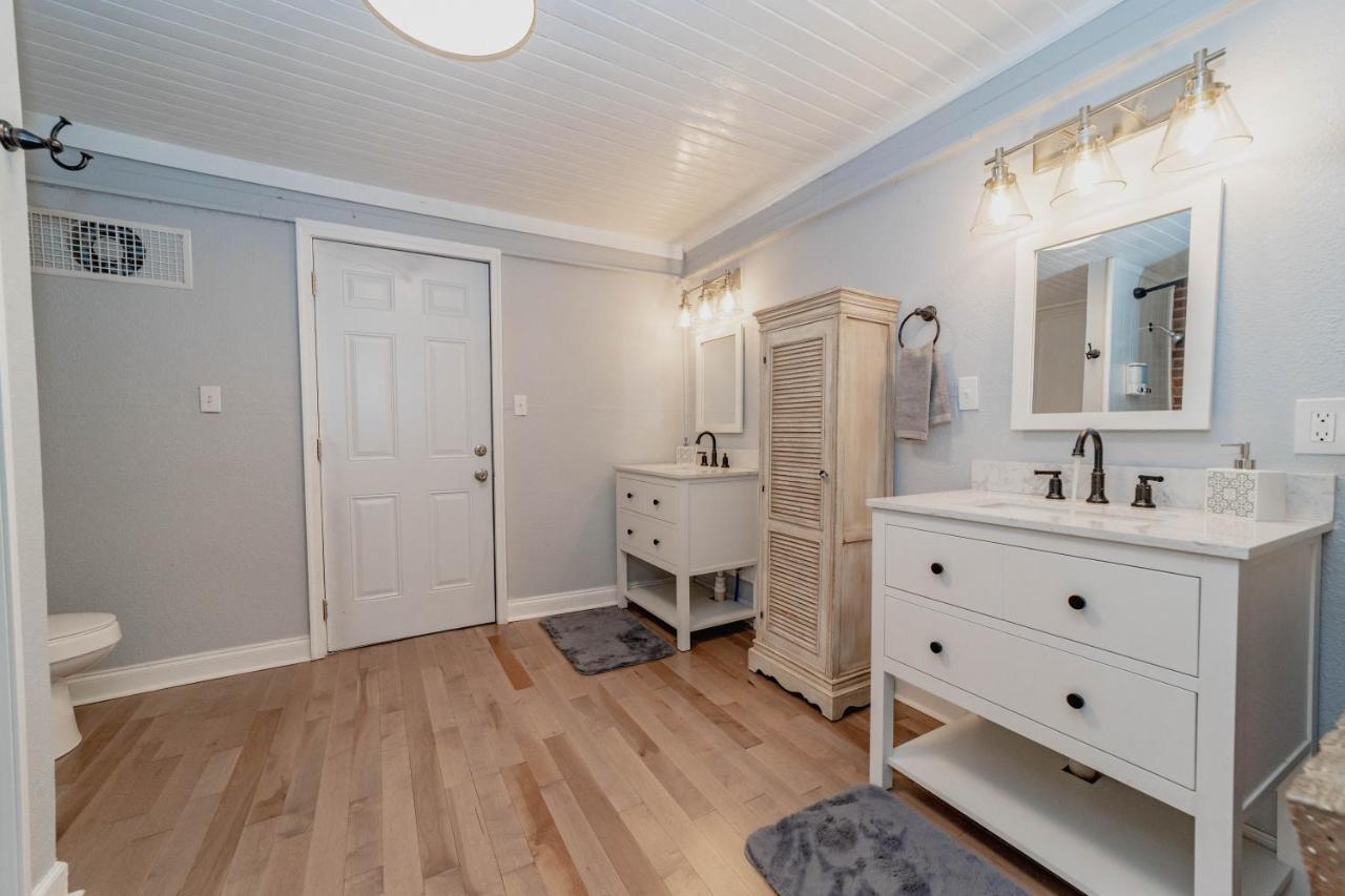 Comfortable King Suite Zen Space Hattiesburg Zewnętrze zdjęcie